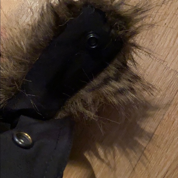 SOLD NWT Aritzia TNA Bancroft Parka Down Coat - Picture 15 of 15